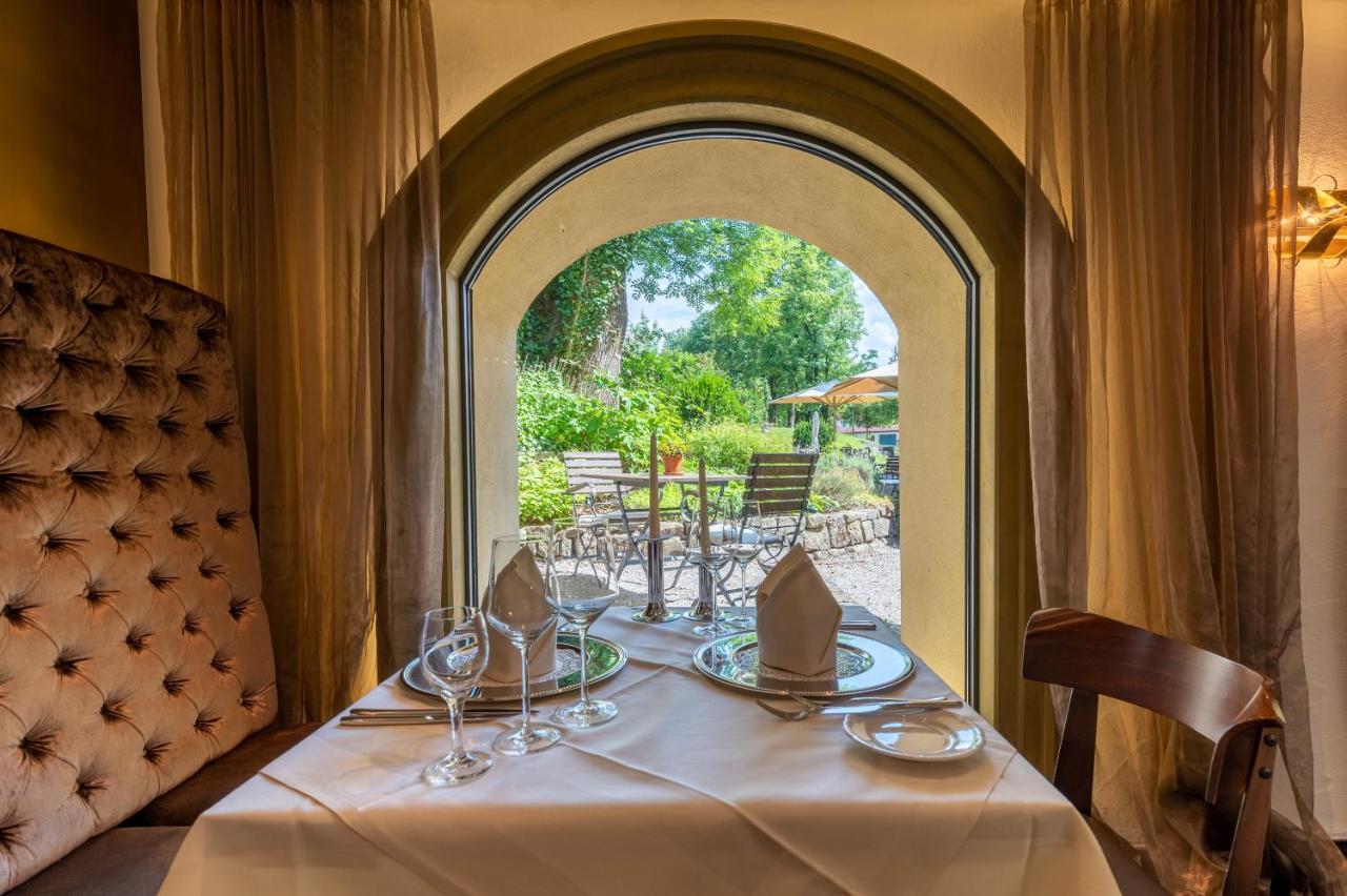 Schloss Zu Hopferau Luaran gambar